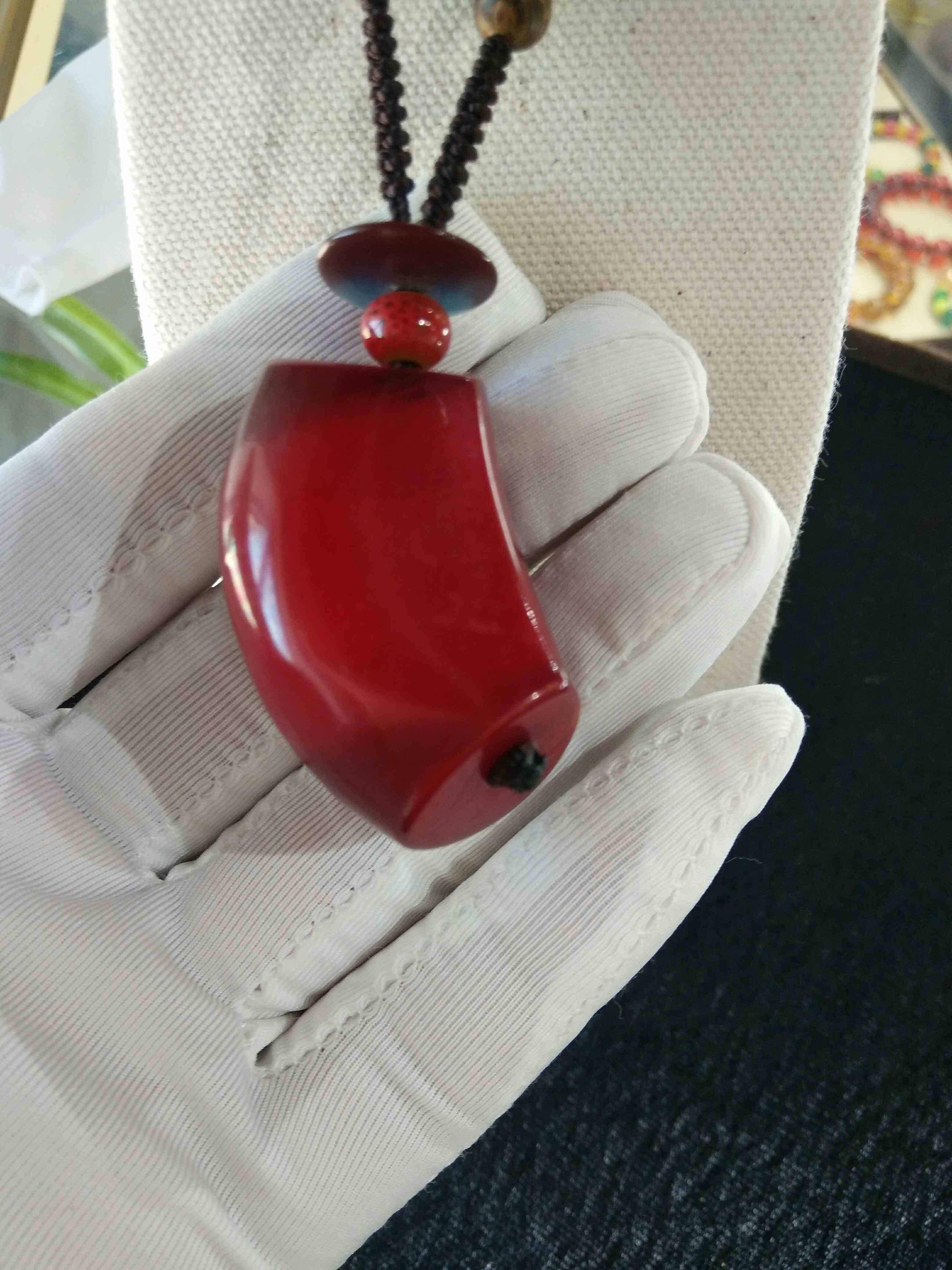 中东红蜜蜡