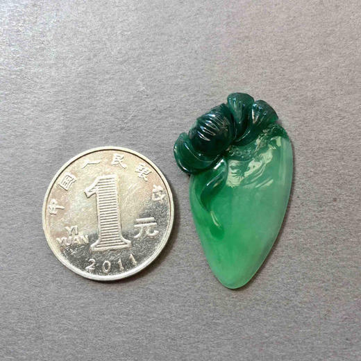 翡翠糯冰种阳绿俏色精雕和和美美 商品图3