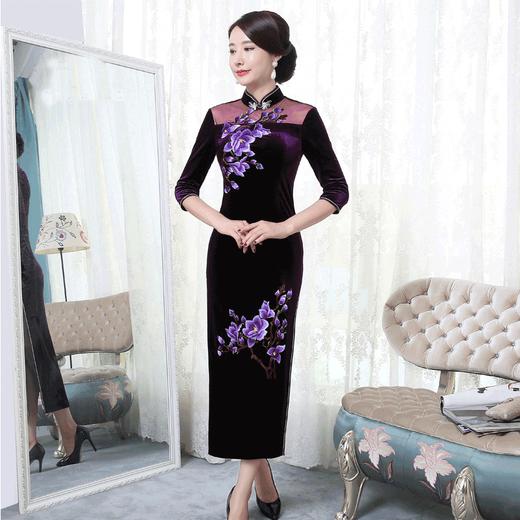 GY609-610丝绒新款改良刺绣长款旗袍 商品图0