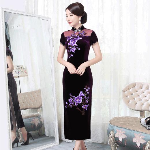 GY609-610丝绒新款改良刺绣长款旗袍 商品图1