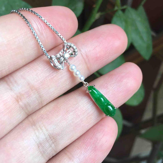 翡翠冰种阳绿福豆18k白金钻石镶嵌 商品图8