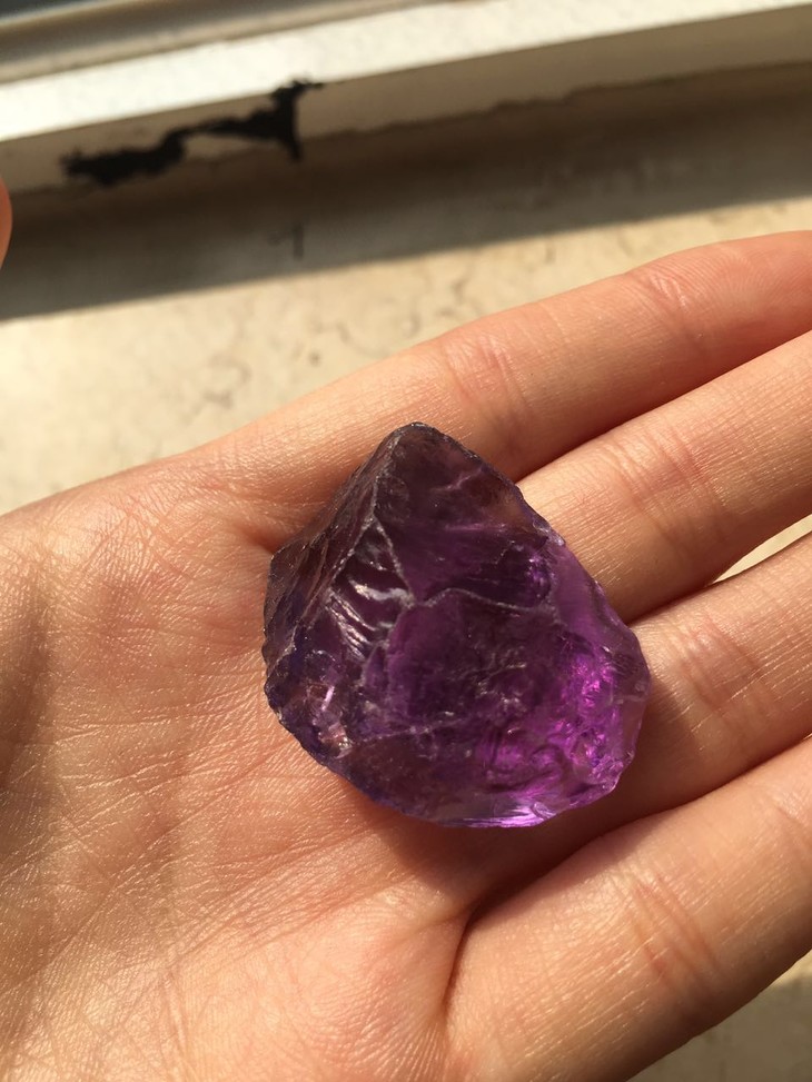 各种水晶和宝石原石