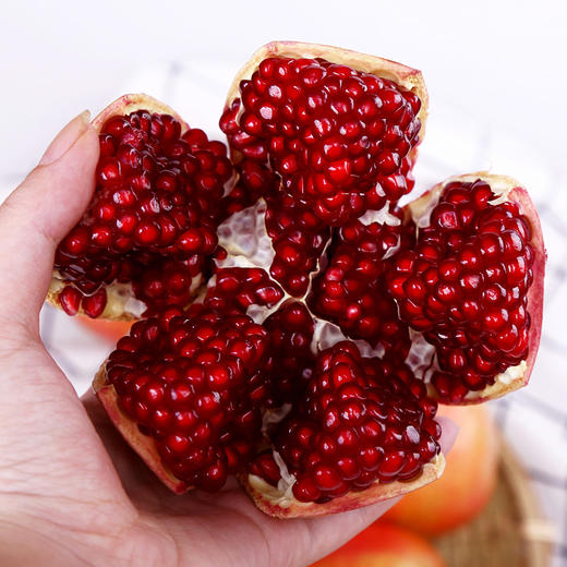 突尼斯软籽石榴红软石榴不吐籽老少皆宜超甜新鲜水果包邮