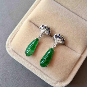 翡翠冰种阳绿福豆耳坠18k白金蓝宝石镶嵌