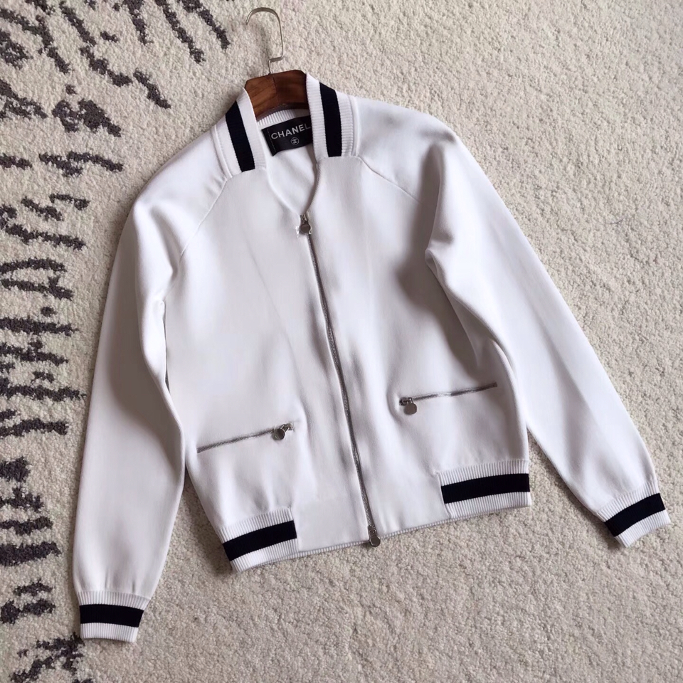 香奈儿棒球领外套