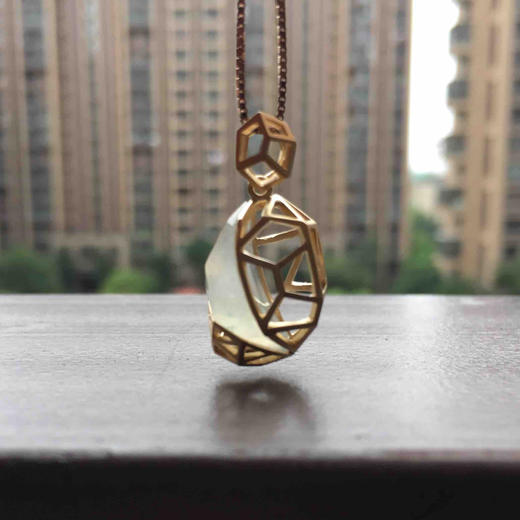 镂空款冰种翡翠加几何金工艺吊坠18k黄金镶嵌 商品图6