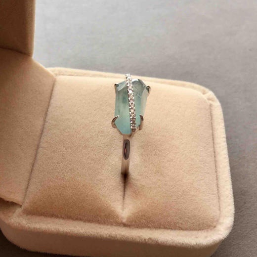 高冰种翡翠戒指18k白金钻石镶嵌 商品图3