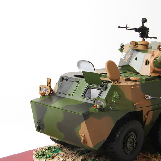 1:24中国100mm轮式自行突击炮 静态合金轮式装甲车模型 车模玩具 商品图3