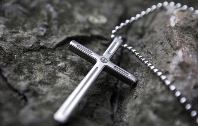 【隐形防卫武器】edc防身战术十字架