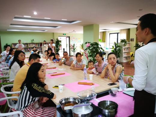 【报名】中秋手工潮式月饼DIY   红豆蛋黄+莲蓉蛋黄+金沙奶皇DIY 商品图1