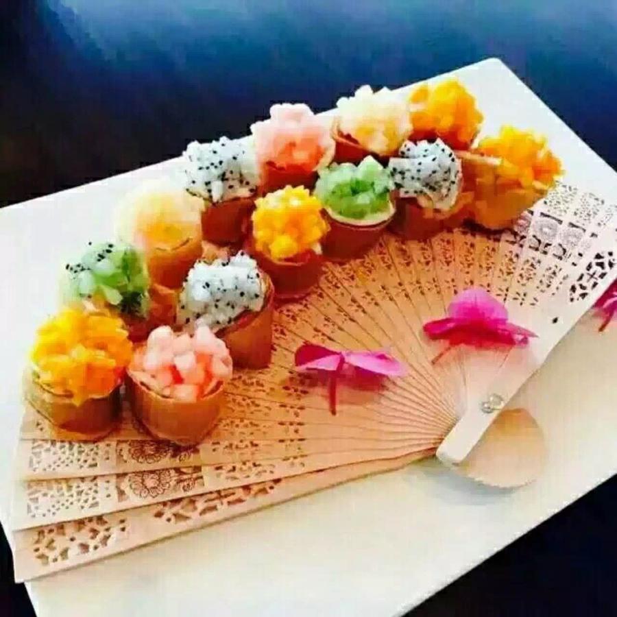 造型木扇 创意凉菜 点心甜点装盘造型器物 纯木精雕低仅售3.99元