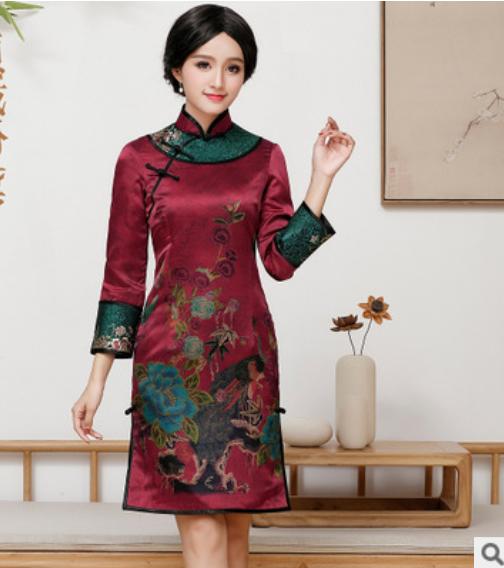 QC1697390高端定制真丝定位花修身优雅旗袍 商品图0