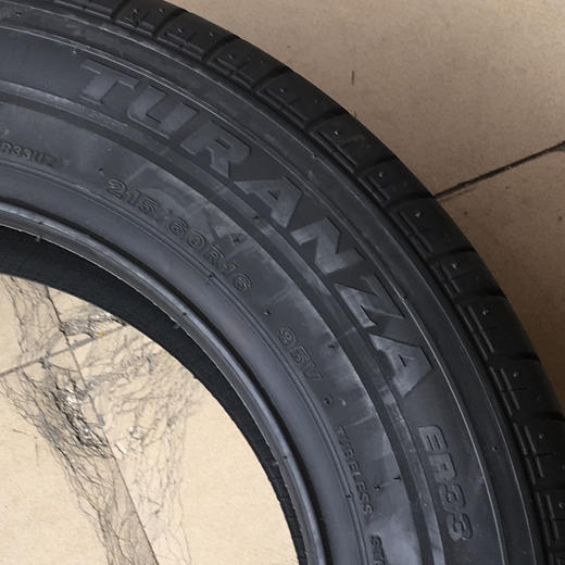 普利司通 ER33 215/60R16 95V 商品图2