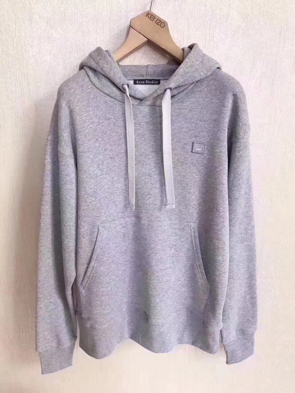 acnestudio新款经典连帽卫衣内里抓绒笑脸刺绣女款p98801