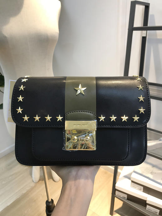 mk 明星同款牛皮 星星铆钉包