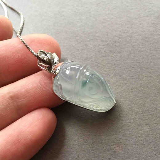 翡翠高冰种飘花知了18k白金钻石镶嵌 商品图6