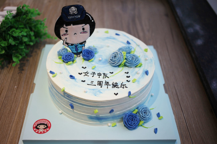 场景主题蛋糕系列女警蛋糕如图款式新鲜水果动物性淡奶油