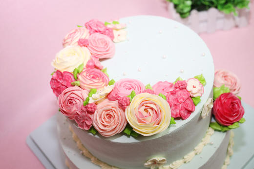 款式图案定制韩花14蛋糕如图款式新鲜水果动物性淡奶油