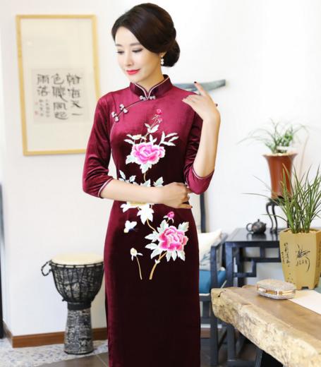 xl7718新款金丝绒立领绣花旗袍