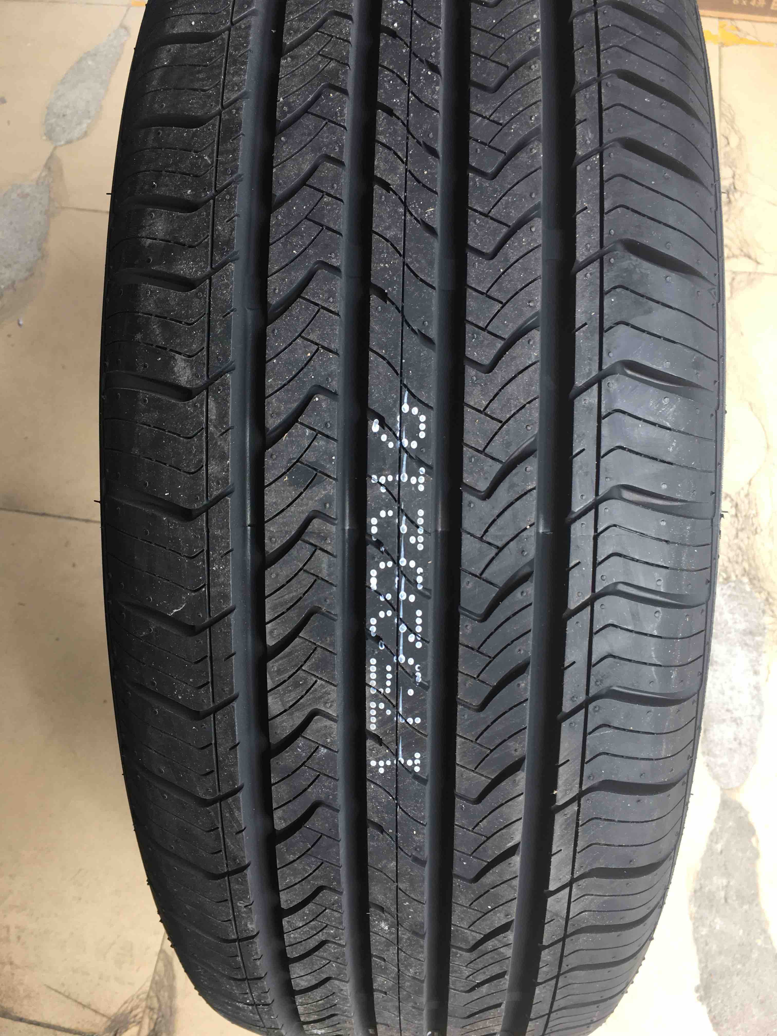 玛吉斯hpm3 235/60r18 103v