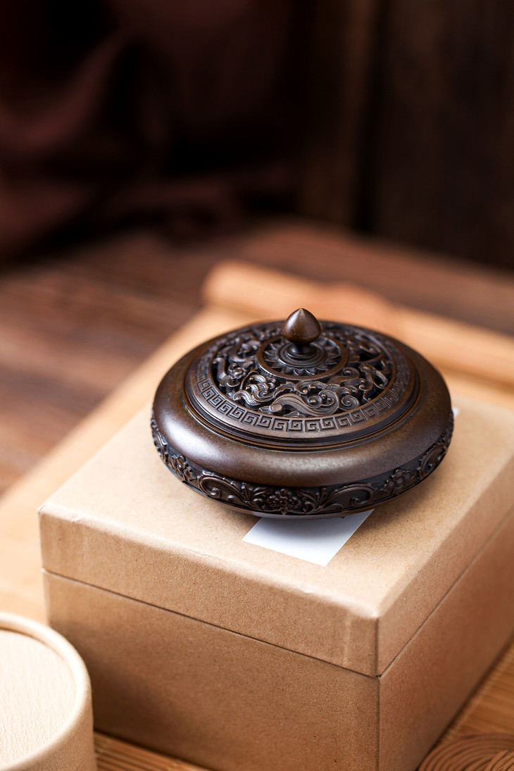 花开富贵黄铜钵式香炉