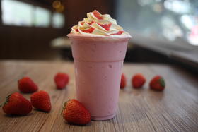 米朵饮品｜星冰乐系列｜~ 草莓星冰乐