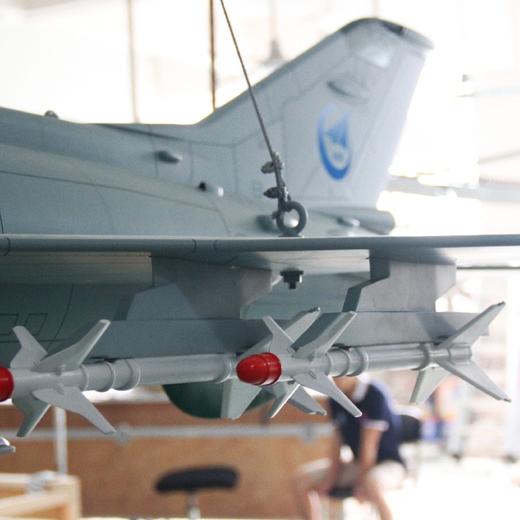 特尔博-长春航展、九三阅兵纪念品 1:6歼7大飞机模型丨合金仿真军事模型丨航展定制丨科普展览丨高级摆件 商品图2