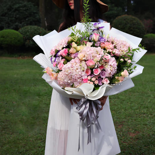 巨型超大创意熊抱花束送女朋友老婆爱人求婚告白圣诞节感恩节情人节