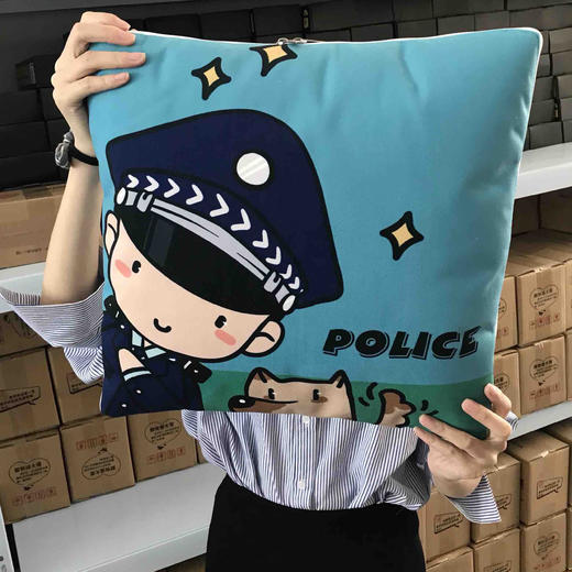 警察卡通抱枕被子