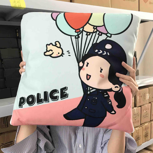 警察卡通抱枕(被子)
