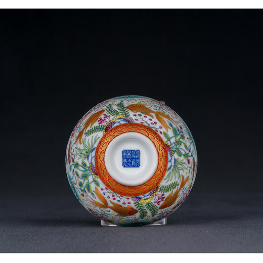 宝瓷林珐琅彩鱼藻纹鸡心盏 商品图3