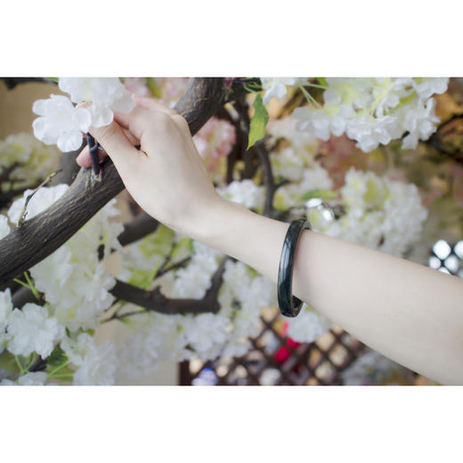 和田玉（青玉）手镯（方） 商品图4