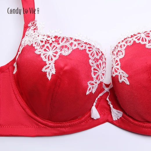 奶糖派绒花大红色刺绣婚礼本命年婚庆大胸内衣 商品图2