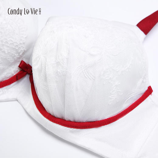 暗恋白撞红刺绣少女文胸   红白 101/121/131/151型 奶糖派Candy La VIE 商品图1
