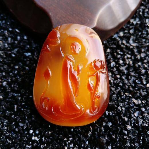 【42807】蜜蜡悟道佛吊坠