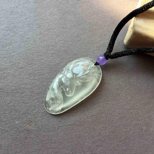 翡翠高冰种鹿牌 商品图1