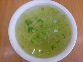 【凤酒飘香】土豆丝芹菜沫汤