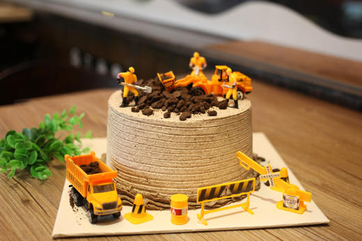 场景主题蛋糕系列｜挖土机1施工工地场景，如图款式，新鲜水果，动物性淡奶油~ 商品图1