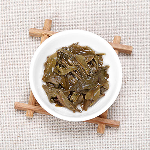 龙润丨私房贰号 普洱生茶 2007年 357g 商品图4