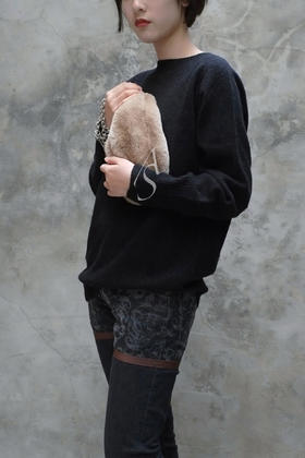 Undercover 兔毛链条包 红色/驼色 秀款