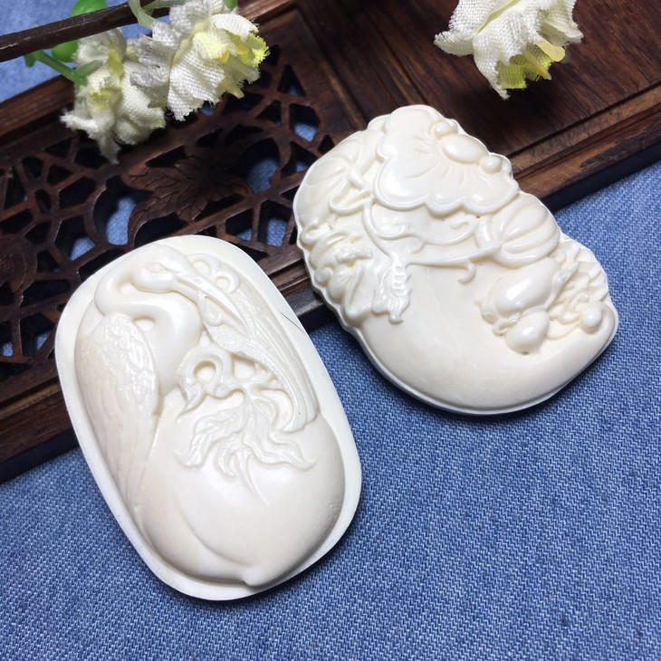 【d62656】猛犸象牙小吊坠 (下单请备注)