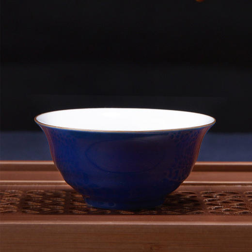 茶人岭 茗蓝 手绘蓝釉单杯 商品图0