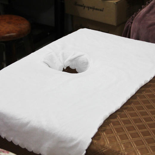 开洞压花边床头巾白色 60×90cm 商品图0