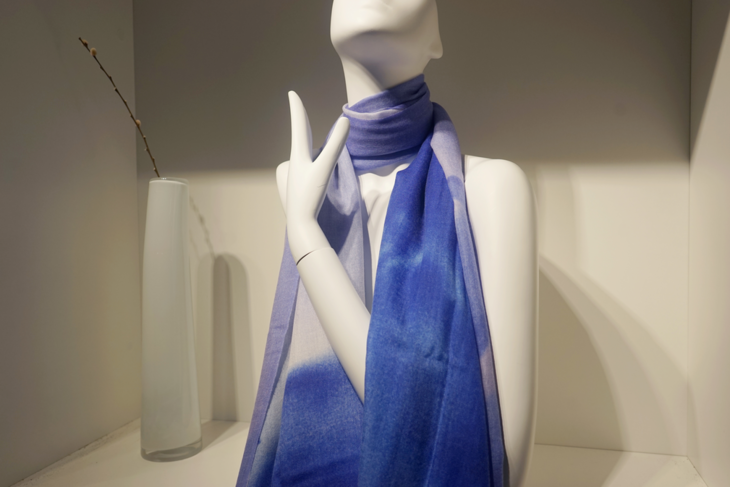 绝代佳人王小慧花之灵系列羊绒斜纹欧版披肩