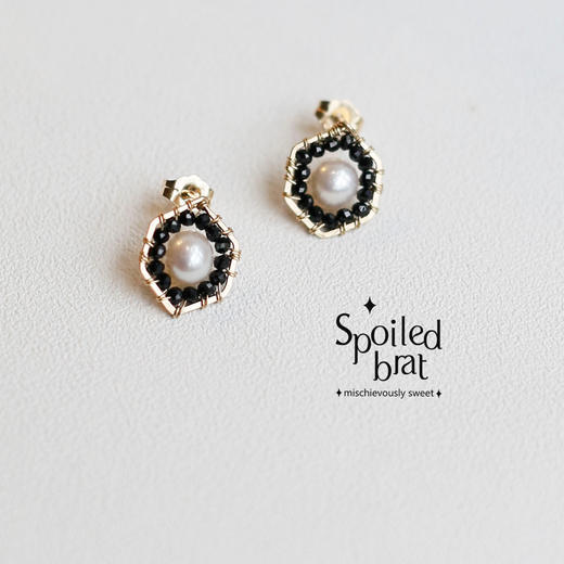 SpoiledBart Jewelry 14K注金  天然尖晶石  珍珠 经典黑白耳钉 商品图1