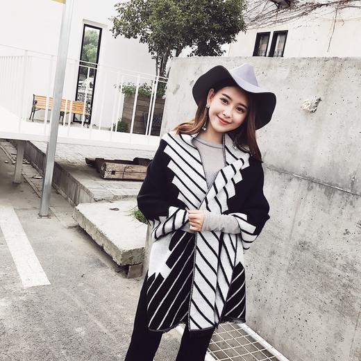 【围巾女】韩版秋冬季保暖两用披肩超长加厚条纹百搭围巾学生女围脖 商品图3