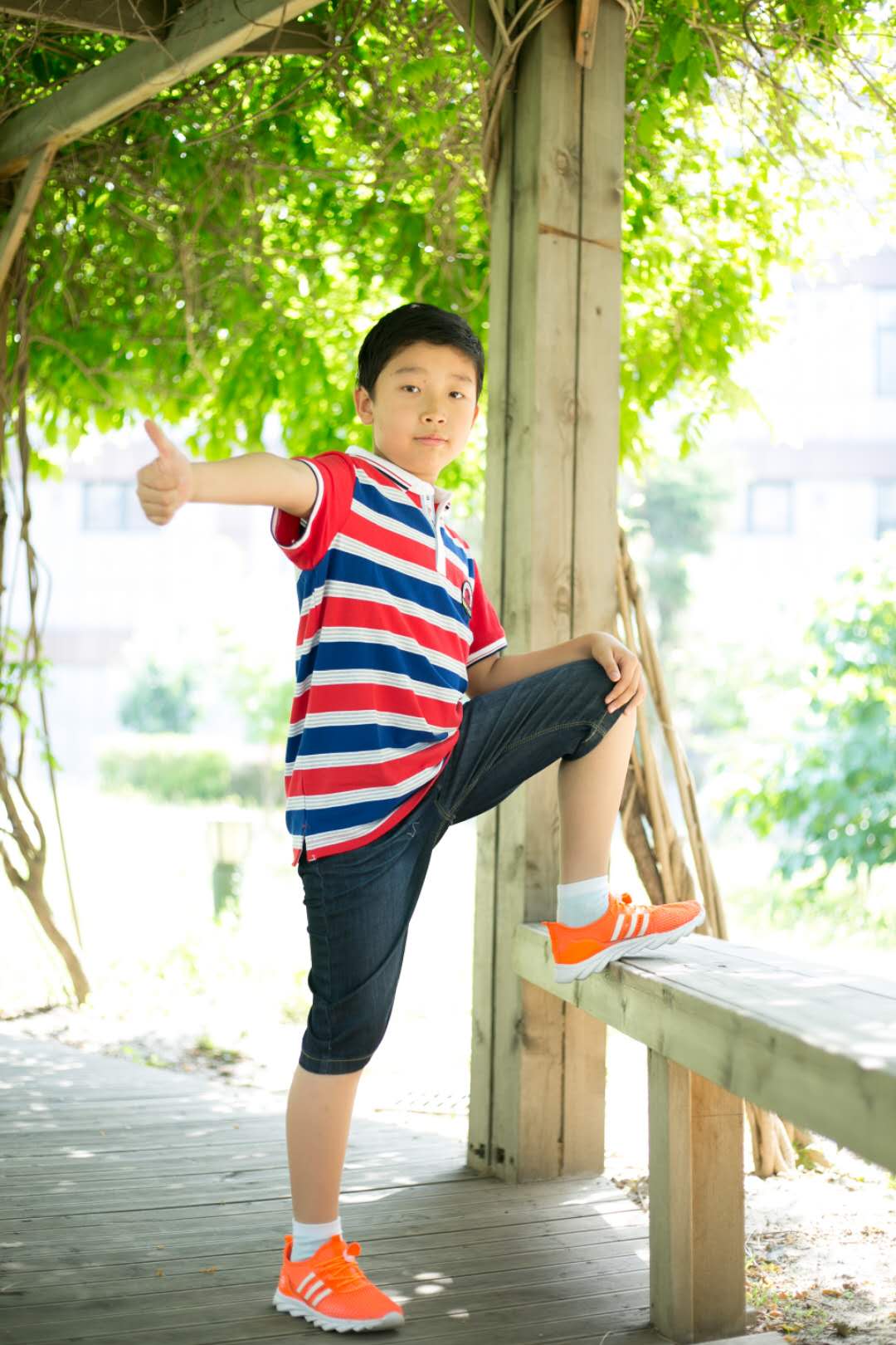 博乐小主播－－蔡昊博专栏