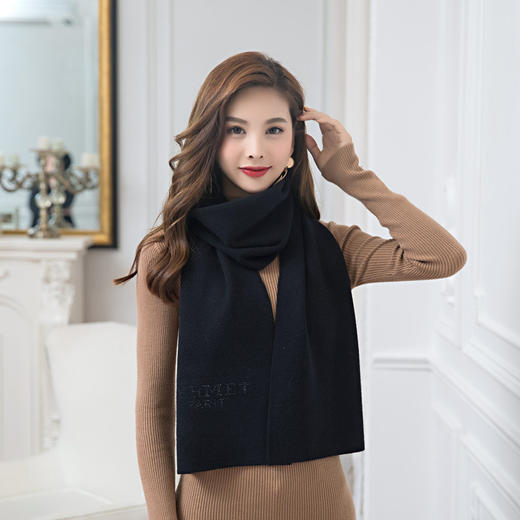 【围巾女】秋冬新款纯色仿羊绒围巾 女士加厚保暖百搭披肩两用 商品图4