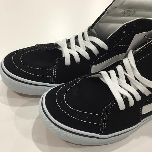 【正品vans sk8-hi v38cl日版黑标限量】经典黑白高帮休闲鞋