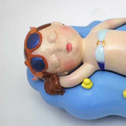《晒日光浴的女孩》雕塑 限量艺术品 商品图0